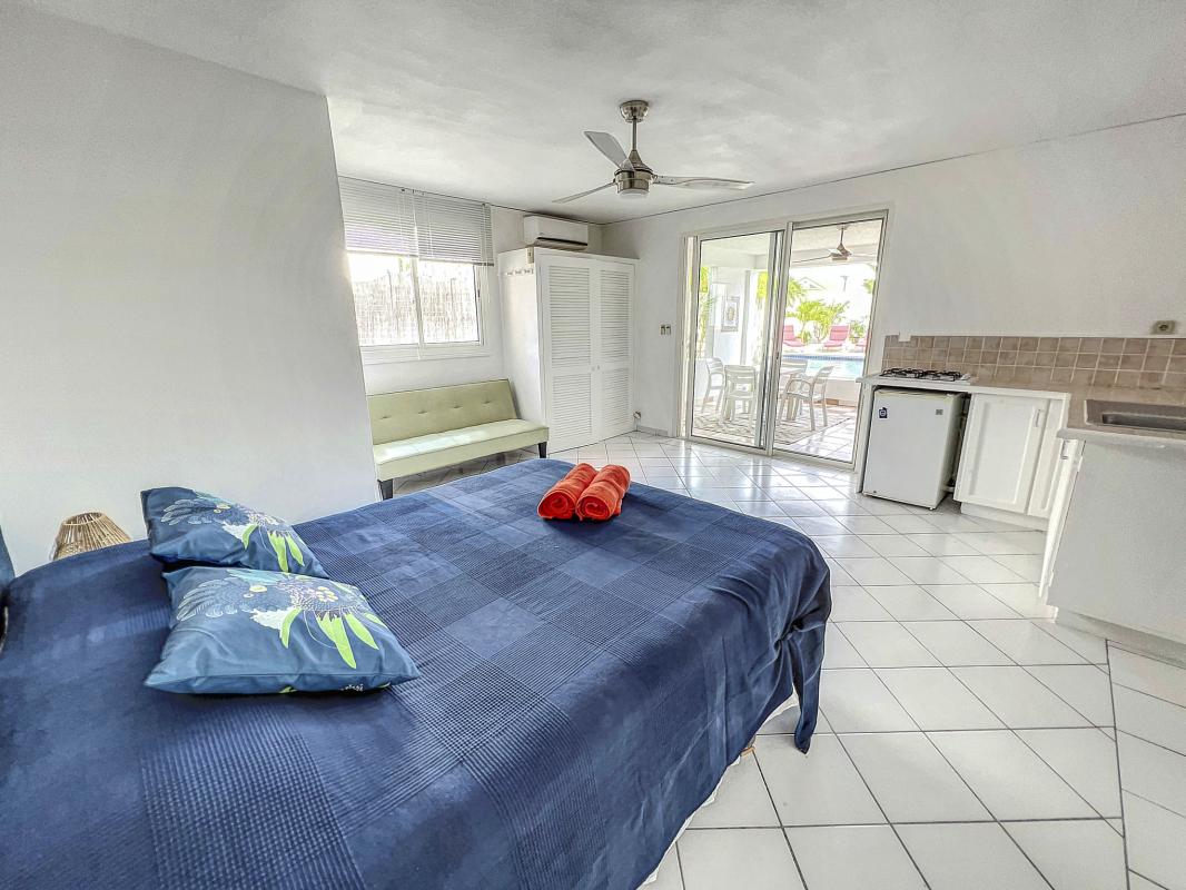 A louer villa Orientale Saint Martin-chambre rez de jardin-20